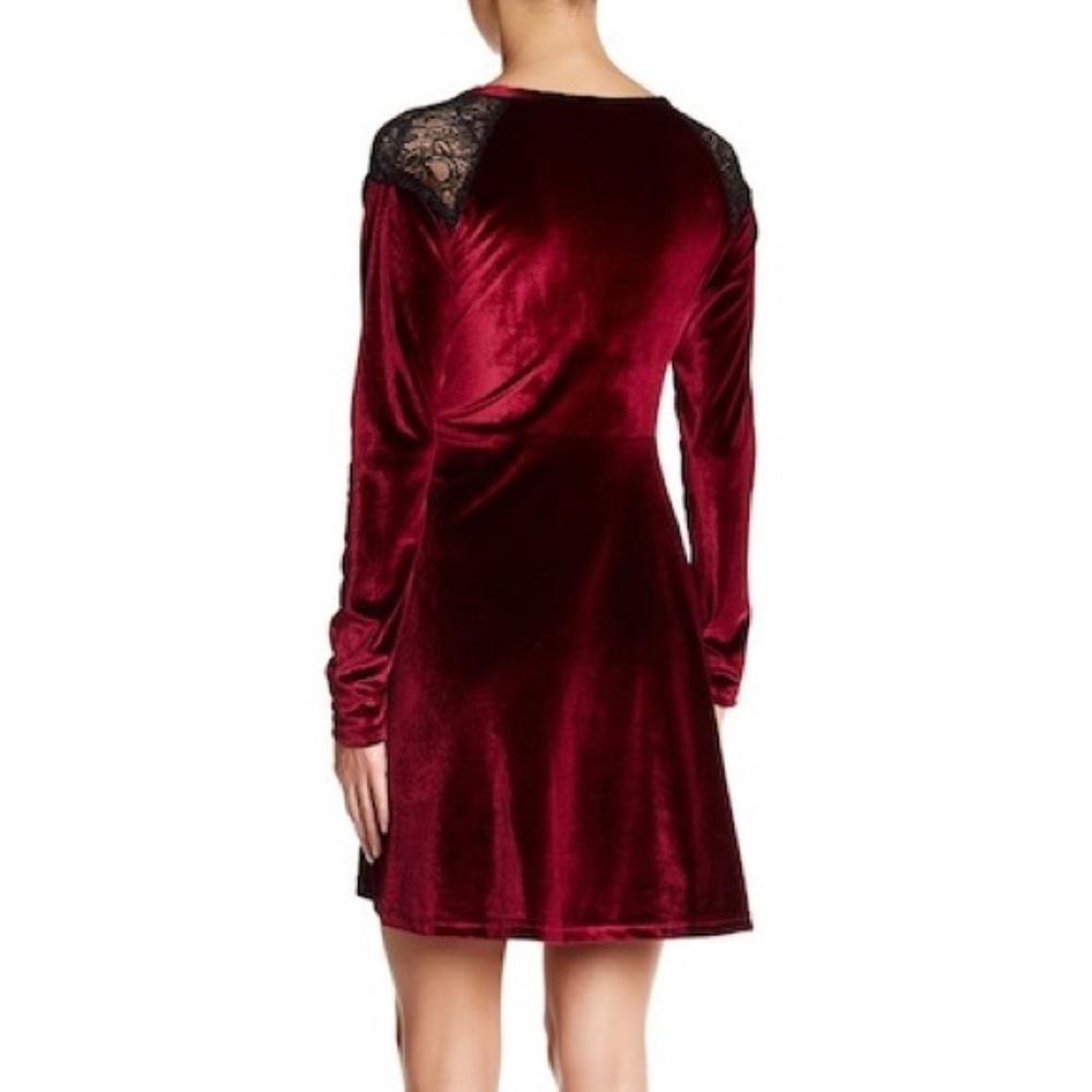 NWT Angie Red Wine Velvet Lace Faux Wrap Dress MED - Picture 2 of 8